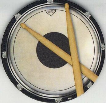 Onderzetter drums met de afbeelding van een oefenpad en drumstokken