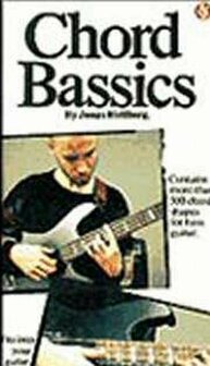 Chord Bassics (Book 12x30 cm)